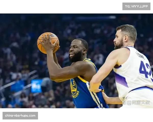 实时：爵士第三节三分球11投1中，分差被迅速拉开至20分